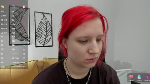 Hailey online show from 04-08-26, 10:59