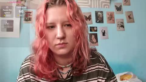 Hailey online show from 07-18-26, 11:47