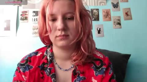 Hailey online show from 07-28-26, 05:25
