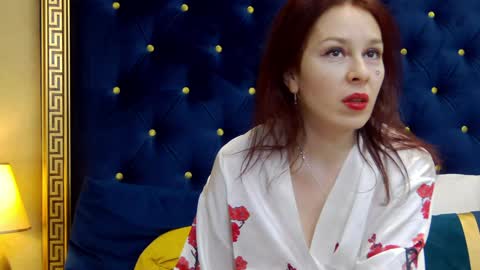 Hailey online show from 12-23-24, 10:42