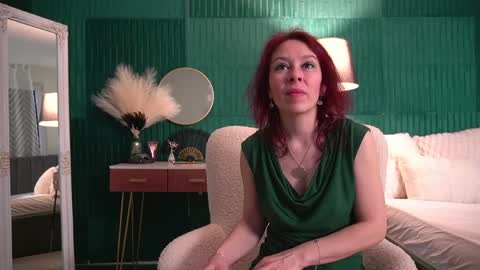 Hailey online show from 04-17-26, 03:20