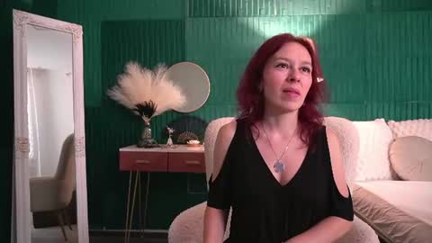 Snapshot of haileymoon85 chatting on 07-09-26, 03:10 Hailey online show from 07-09-26, 03:10