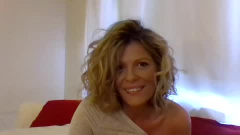 Hailey online show from 01-19-25, 08:09