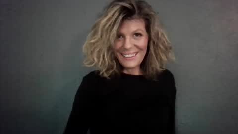 Snapshot of haileys123 chatting on 06-02-26, 06:32 Hailey online show from 06-02-26, 06:32
