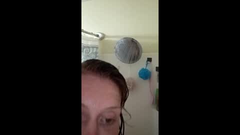 hailstorm32 online show from 04-26-26, 04:59