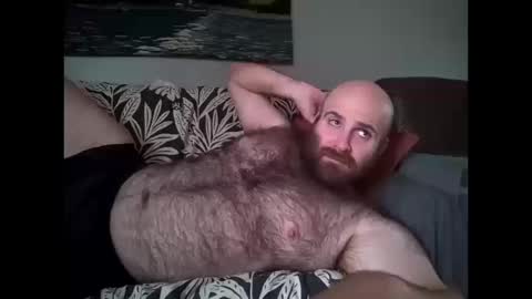 Hairiest Bear online show from 10-11-25, 06:06