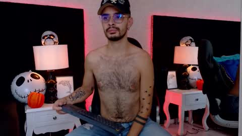Snapshot of hairy_diamond chatting on 10-17-25, 11:02 H A I R Y D I A M O N D online show from 10-17-25, 11:02