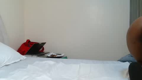 Snapshot of hairy_squiter chatting on 11-01-25, 06:32 Zaraha online show from 11-01-25, 06:32