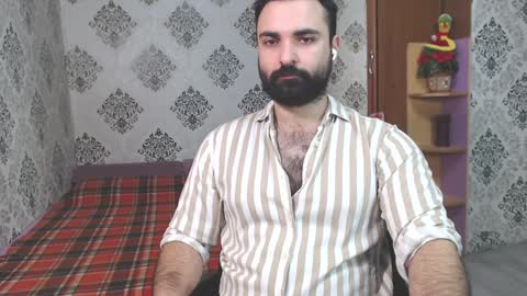 Snapshot of hairy_tyler666 chatting on 01-19-25, 04:01 Hairy Tyler online show from 01-19-25, 04:01