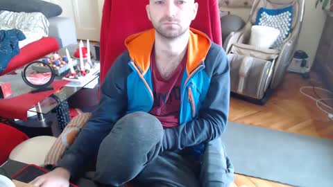 Snapshot of hairyass25yo chatting on 12-18-24, 11:24 Puppy3 StockyDaddiesmusclebearsbeefybigmans online show from 12-18-24, 11:24