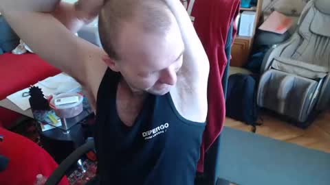 Snapshot of hairyass25yo chatting on 02-04-25, 01:59 Puppy3 StockyDaddiesmusclebearsbeefybigmans online show from 02-04-25, 01:59
