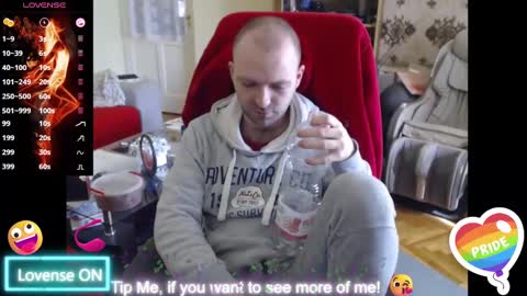 Snapshot of hairyass25yo chatting on 02-21-25, 11:11 Puppy3 StockyDaddiesmusclebearsbeefybigmans online show from 02-21-25, 11:11