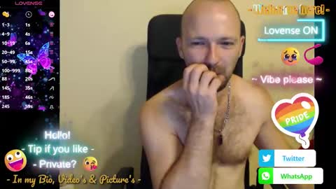 Snapshot of hairyass25yo chatting on 09-12-25, 04:40 Puppy3 StockyDaddiesmusclebearsbeefybigmans online show from 09-12-25, 04:40