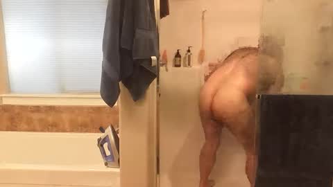 Snapshot of hairydaddreams chatting on 04-30-26, 01:39 hairydaddreams online show from 04-30-26, 01:39