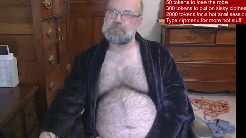 Snapshot of hairydaddybear69 chatting on 05-24-26, 12:10 HairyDaddyBear69 online show from 05-24-26, 12:10