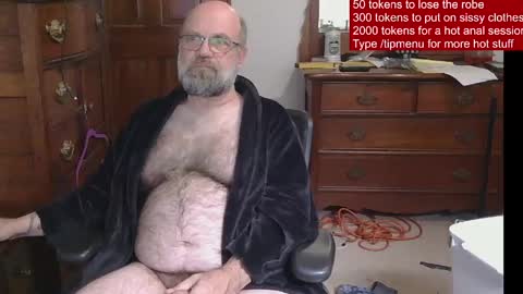 Snapshot of hairydaddybear69 chatting on 06-01-26, 11:45 HairyDaddyBear69 online show from 06-01-26, 11:45