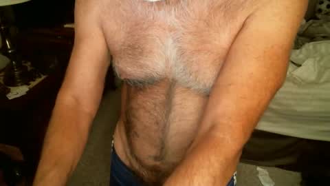 Hairy pecs online show from 04-09-26, 06:52