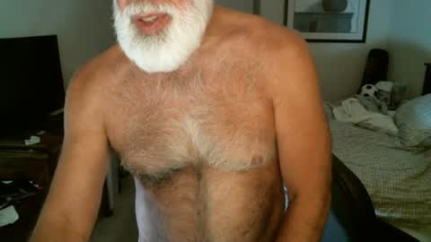 Snapshot of hairypecsguy chatting on 07-03-26, 06:31 Hairy pecs online show from 07-03-26, 06:31
