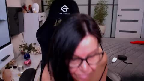 Monika online show from 03-20-26, 09:58