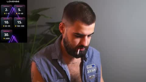 Snapshot of hairyrobxxx chatting on 09-30-25, 03:39 HairyRobXxX online show from 09-30-25, 03:39