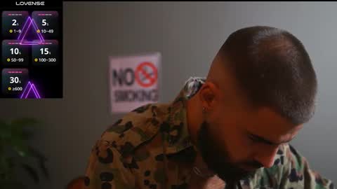 Snapshot of hairyrobxxx chatting on 10-15-25, 03:45 HairyRobXxX online show from 10-15-25, 03:45