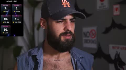 Snapshot of hairyrobxxx chatting on 11-12-25, 04:29 HairyRobXxX online show from 11-12-25, 04:29