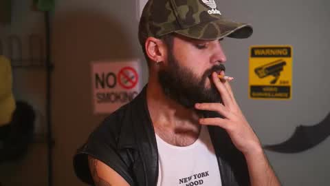 Snapshot of hairyrobxxx chatting on 11-30-25, 04:11 HairyRobXxX online show from 11-30-25, 04:11