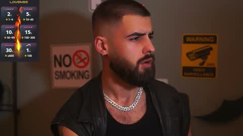 Snapshot of hairyrobxxx chatting on 12-03-25, 07:45 HairyRobXxX online show from 12-03-25, 07:45