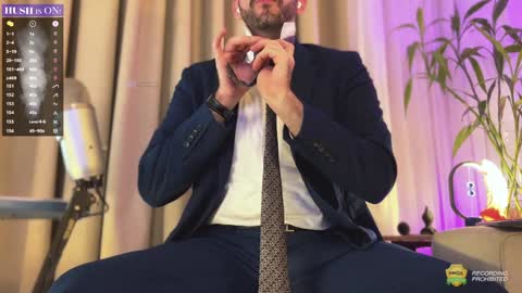 Snapshot of hairyxlmaster chatting on 01-03-25, 08:43 CASHMASTER CARLO online show from 01-03-25, 08:43