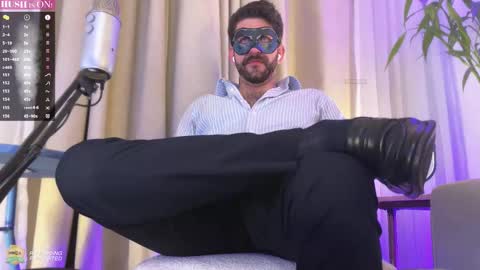 Snapshot of hairyxlmaster chatting on 02-10-25, 09:47 CASHMASTER CARLO online show from 02-10-25, 09:47