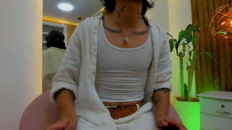 Hal Steed online show from 04-11-26, 08:24