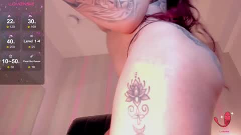 Snapshot of halanaa chatting on 02-23-25, 12:16 Halanna online show from 02-23-25, 12:16