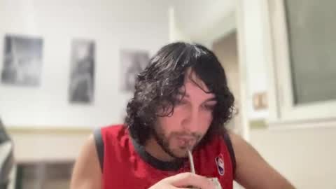 Snapshot of halfblood18 chatting on 10-18-25, 10:21 halfblood18 online show from 10-18-25, 10:21