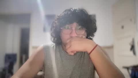 Snapshot of halfblood18 chatting on 02-23-26, 10:40 halfblood18 online show from 02-23-26, 10:40