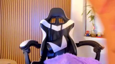 Anahis online show from 02-22-26, 03:51