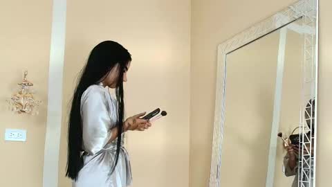 Snapshot of halliestone chatting on 12-16-25, 02:44 Hallie Stone online show from 12-16-25, 02:44