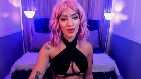 Halls Red online show from 01-10-25, 08:59