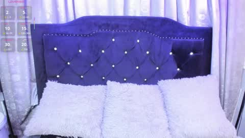 Halls Red online show from 09-13-25, 10:42