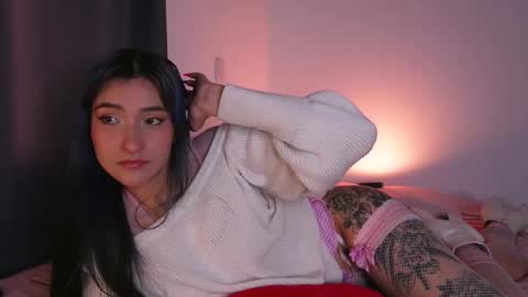 Snapshot of halsey1_ chatting on 10-15-25, 08:58 Halsey online show from 10-15-25, 08:58