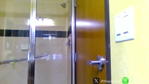 Snapshot of hammaslamma4 chatting on 02-19-26, 09:27 Hamma online show from 02-19-26, 09:27