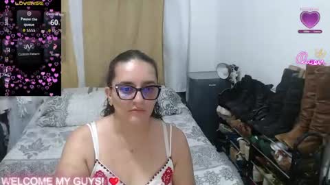 Snapshot of hammer9247 chatting on 06-10-26, 08:41 hammer9247 online show from 06-10-26, 08:41