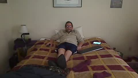 Snapshot of hammerthatthang73 chatting on 11-12-25, 08:19 hammerthatthang73 online show from 11-12-25, 08:19