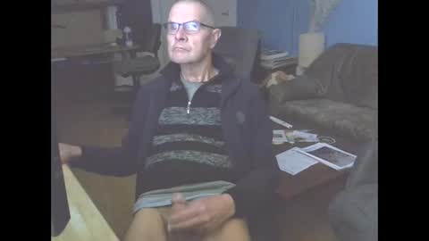 Prefer men 80 online show from 12-14-24, 04:09