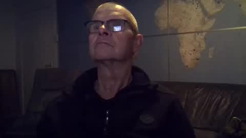 Prefer men 80 online show from 12-14-25, 03:50