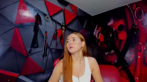 Hana and Zeta online show from 12-15-25, 12:20