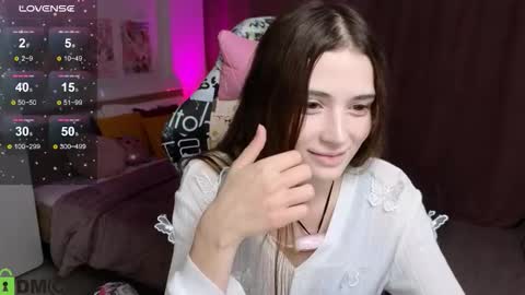 Hana online show from 10-10-25, 02:27