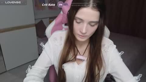 Hana online show from 11-20-25, 02:06