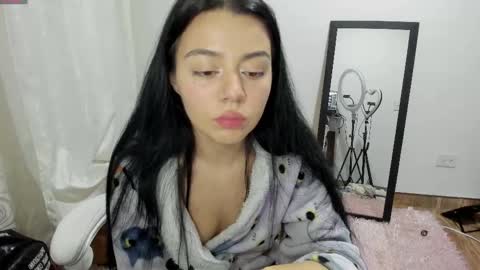 Snapshot of hana_garcia chatting on 05-15-26, 11:12 Hana Garcia online show from 05-15-26, 11:12