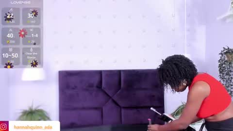 hanaahquinn online show from 10-23-25, 11:42