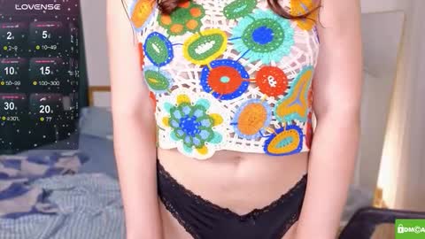 hanahwoods online show from 10-19-25, 01:17